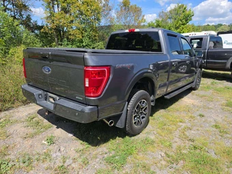 2023 Ford F-150 XLT Crew Cab Medium Bed - miniatura 3