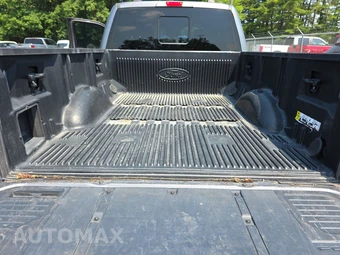 2023 Ford F-150 XLT Crew Cab Medium Bed - miniatura 16