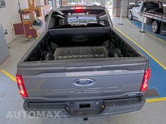 2023 Ford F-150 XLT Crew Cab Medium Bed - miniatura 5
