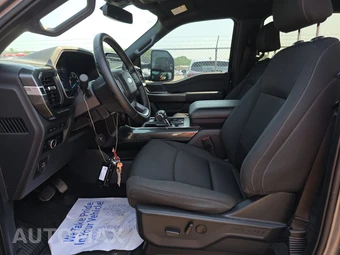 2023 Ford F-150 XLT Crew Cab Medium Bed - miniatura 7