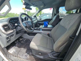 2023 Ford F-150 XLT Crew Cab Medium Bed - miniatura 6