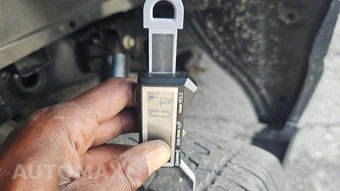2023 Ford F-150 XLT Crew Cab Medium Bed - miniatura 19