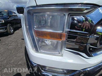2023 Ford F-150 XLT Crew Cab Medium Bed - miniatura 2