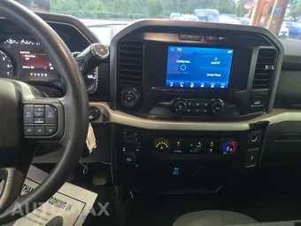 2023 Ford F-150 XLT Crew Cab Medium Bed - miniatura 11