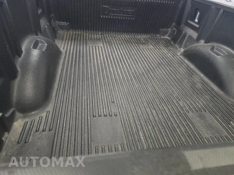 2023 Ford F-150 XLT Crew Cab Medium Bed - miniatura 16