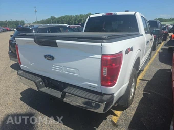2023 Ford F-150 XLT Crew Cab Medium Bed - miniatura 4