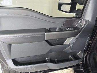 2023 Ford F-150 XLT Crew Cab Medium Bed - miniatura 9