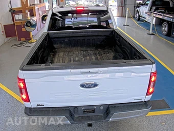 2023 Ford F-150 XLT Crew Cab Medium Bed - miniatura 5