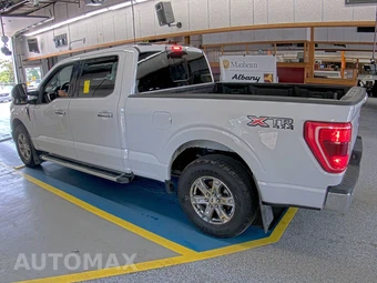 2023 Ford F-150 XLT Crew Cab Medium Bed - miniatura 6