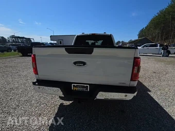 2023 Ford F-150 XLT Crew Cab Medium Bed - miniatura 4