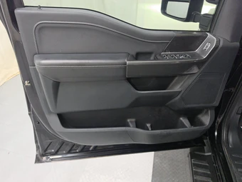 2023 Ford F-150 XLT Crew Cab Medium Bed - miniatura 9