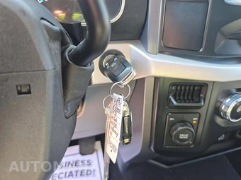 2023 Ford F-150 XLT Crew Cab Medium Bed - miniatura 5