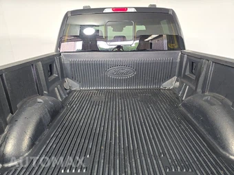 2023 Ford F-150 XLT Crew Cab Medium Bed - miniatura 17