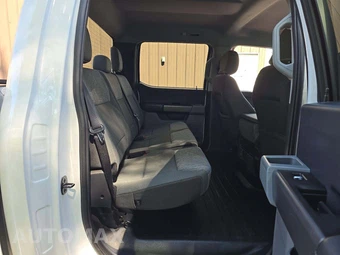 2023 Ford F-150 XLT Crew Cab Medium Bed - miniatura 16