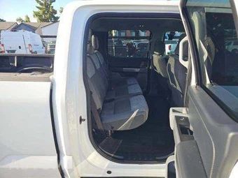 2023 Ford F-150 XLT Crew Cab Medium Bed - miniatura 17