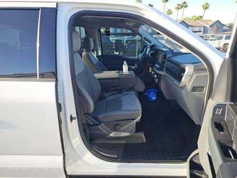 2023 Ford F-150 XLT Crew Cab Medium Bed - miniatura 19