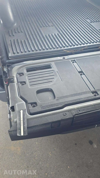 2023 Ford F-150 XLT Crew Cab Medium Bed - miniatura 21