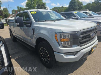 2023 Ford F-150 XLT Crew Cab Medium Bed - miniatura 4