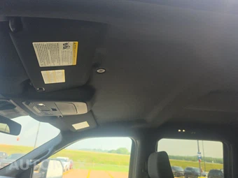 2023 Ford F-150 XLT Crew Cab Medium Bed - miniatura 17
