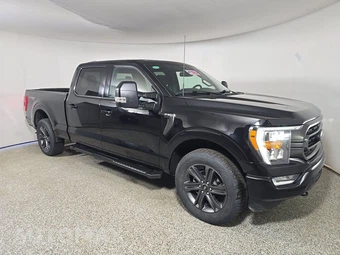 2023 Ford F-150 XLT Crew Cab Medium Bed - miniatura 3