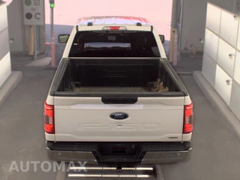 2023 Ford F-150 XLT Crew Cab Medium Bed - miniatura 5