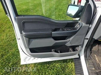 2023 Ford F-150 XLT Crew Cab Medium Bed - miniatura 9