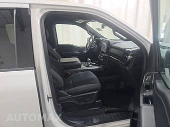 2023 Ford F-150 XLT Crew Cab Medium Bed - miniatura 8