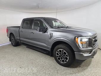 2023 Ford F-150 XLT Crew Cab Medium Bed - miniatura 3