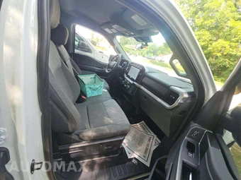 2023 Ford F-150 XLT Crew Cab Medium Bed - miniatura 17