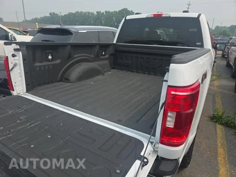2023 Ford F-150 XLT Crew Cab Medium Bed - miniatura 19
