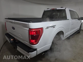 2023 Ford F-150 XLT Crew Cab Medium Bed - miniatura 4