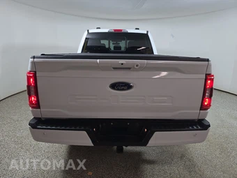 2023 Ford F-150 XLT Crew Cab Medium Bed - miniatura 5