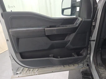 2023 Ford F-150 XLT Crew Cab Medium Bed - miniatura 9