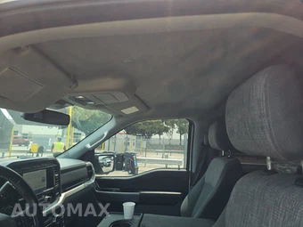 2023 Ford F-150 XLT Crew Cab Medium Bed - miniatura 17