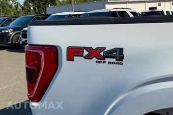 2023 Ford F-150 XLT Crew Cab Medium Bed - miniatura 17