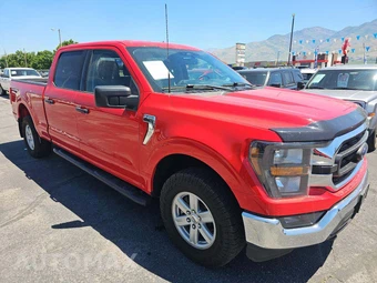 2023 Ford F-150 XLT Crew Cab Medium Bed - miniatura 4