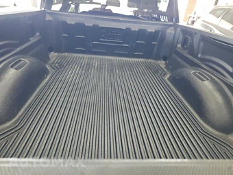 2023 Ford F-150 XLT Crew Cab Medium Bed - miniatura 16