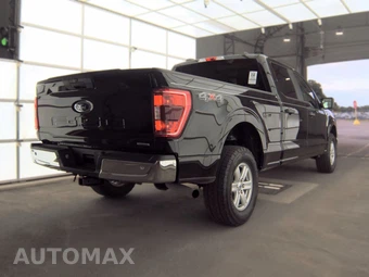 2023 Ford F-150 XLT Crew Cab Medium Bed - miniatura 4