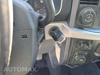 2023 Ford F-150 XLT Crew Cab Medium Bed - miniatura 5