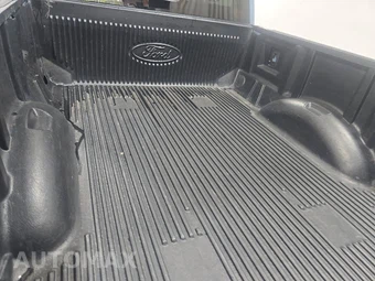2023 Ford F-150 XLT Crew Cab Medium Bed - miniatura 16