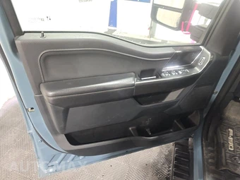 2023 Ford F-150 XLT Crew Cab Medium Bed - miniatura 9