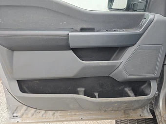 2023 Ford F-150 XLT Crew Cab Medium Bed - miniatura 9