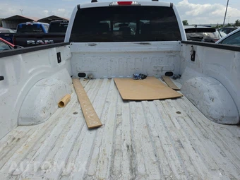 2023 Ford F-150 XLT Crew Cab Medium Bed - miniatura 16