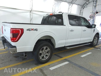 2023 Ford F-150 XLT Crew Cab Medium Bed - miniatura 4
