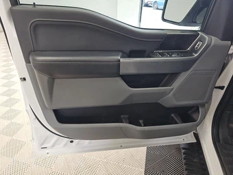2023 Ford F-150 XLT Crew Cab Medium Bed - miniatura 9