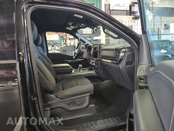 2023 Ford F-150 XLT Crew Cab Medium Bed - miniatura 8