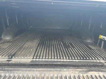 2023 Ford F-150 XLT Crew Cab Medium Bed - miniatura 19