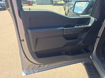 2023 Ford F-150 XLT Crew Cab Short Bed - miniatura 9