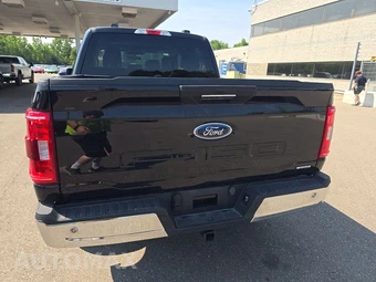 2023 Ford F-150 XLT Crew Cab Short Bed - miniatura 5