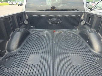2023 Ford F-150 XLT Crew Cab Short Bed - miniatura 16